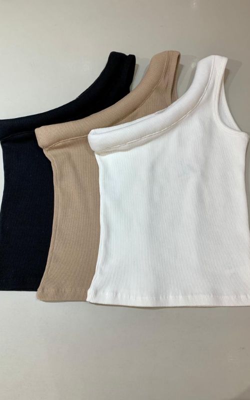 Ribbed One shoulder blouse with fluffy collar